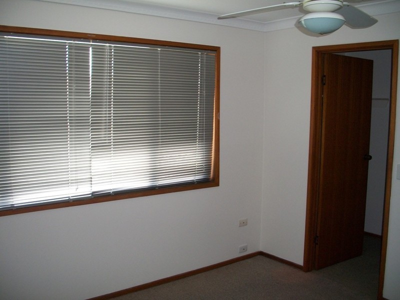 4/52 Bordeaux Parade, Mermaid Waters QLD 4218