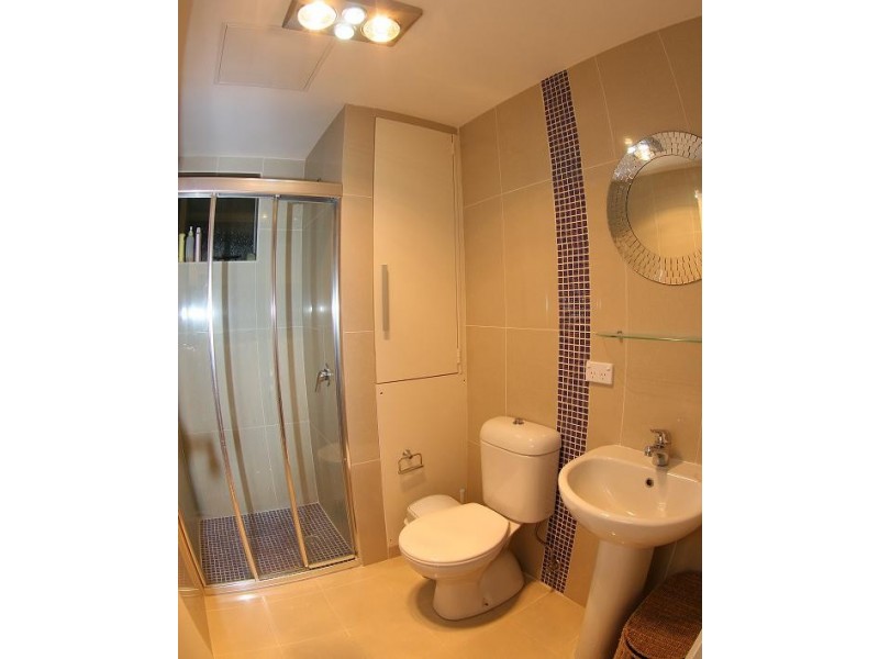 2/22 Tamborine St, Mermaid Beach QLD 4218