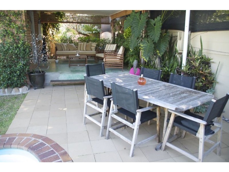 25  DALPURA STREET, Surfers Paradise QLD 4217