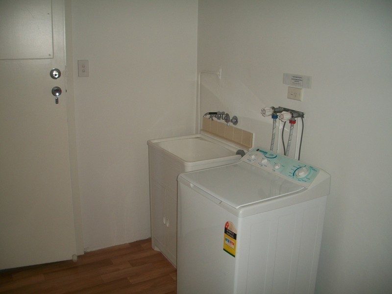 1/144 Marine Parade, Miami QLD 4220