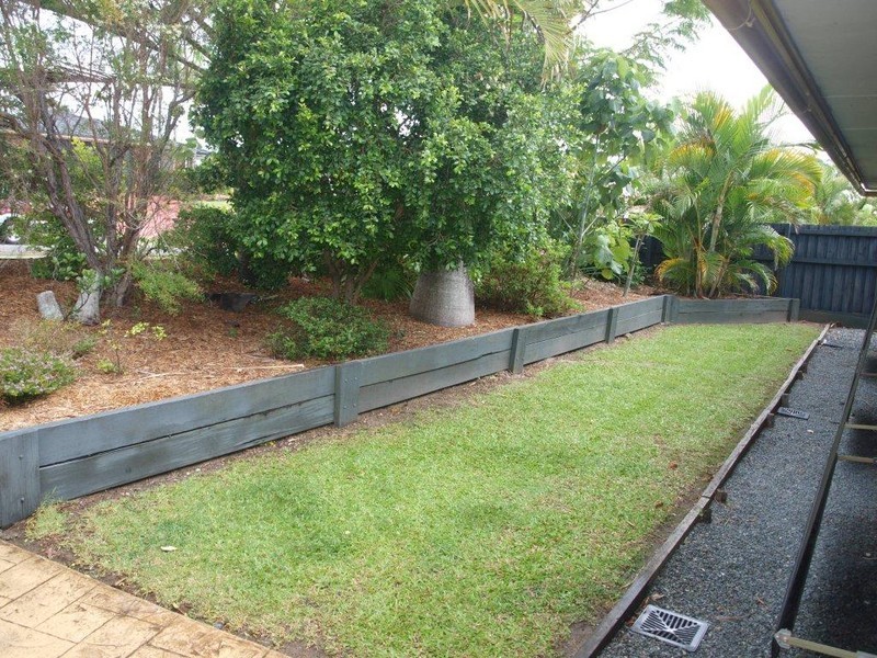 3 Sharne Court, Carrara QLD 4211