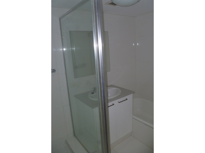 2/29 DUET DRIVE, Mermaid Waters QLD 4218