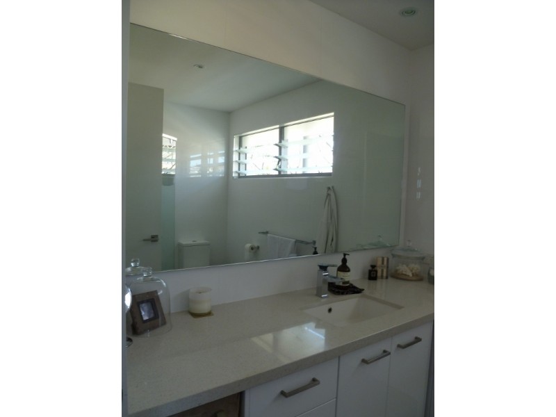 Mermaid Beach QLD 4218