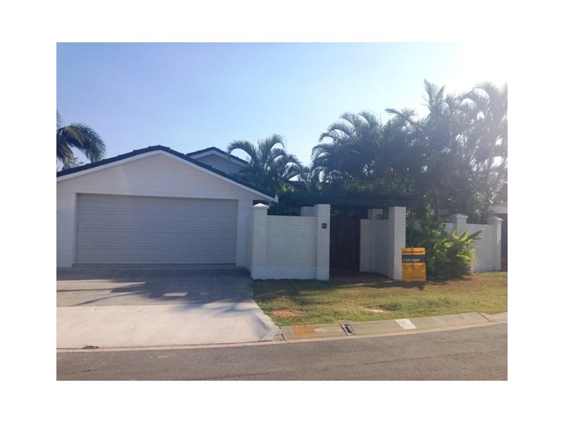 30 Namatjira Court, Broadbeach Waters QLD 4218