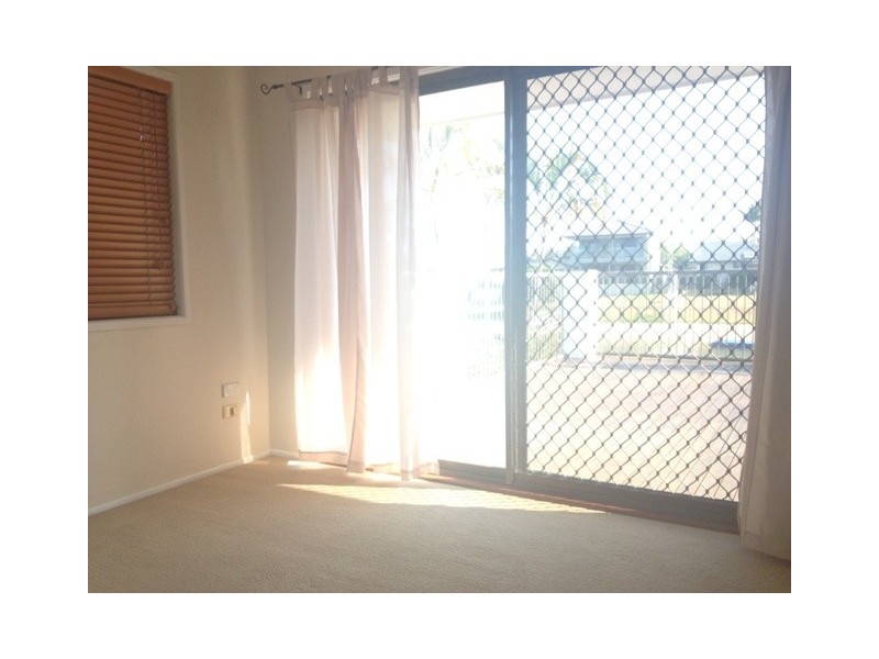 30 Namatjira Court, Broadbeach Waters QLD 4218