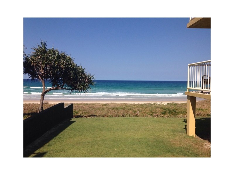 2/61 Hedges Avenue, Mermaid Beach QLD 4218