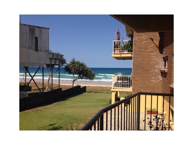 2/61 Hedges Avenue, Mermaid Beach QLD 4218