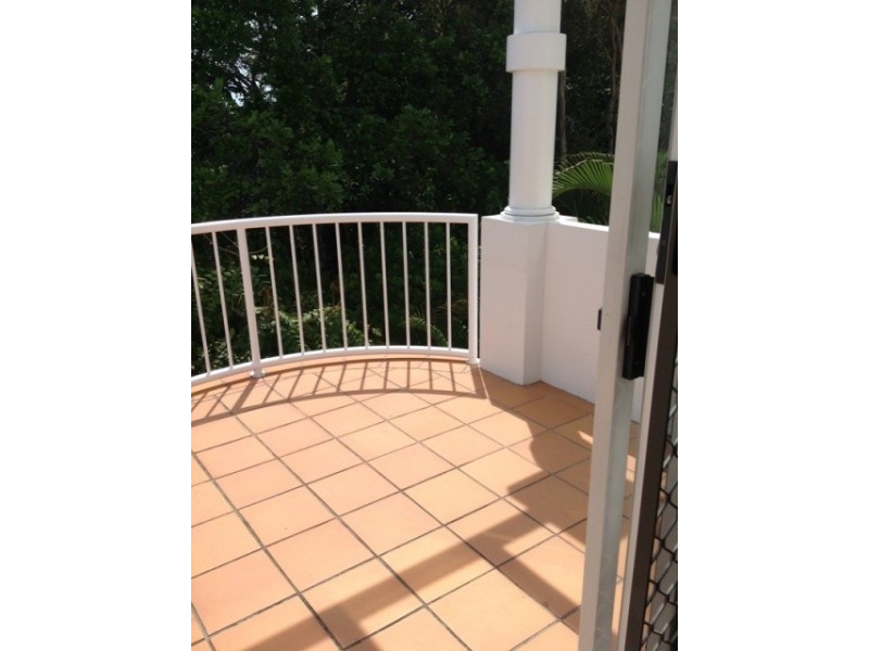 17/28 CHAIRLIFT AVENUE, Nobby Beach QLD 4218