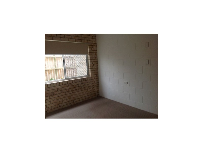 2/9 Seagull Avenue, Mermaid Beach QLD 4218