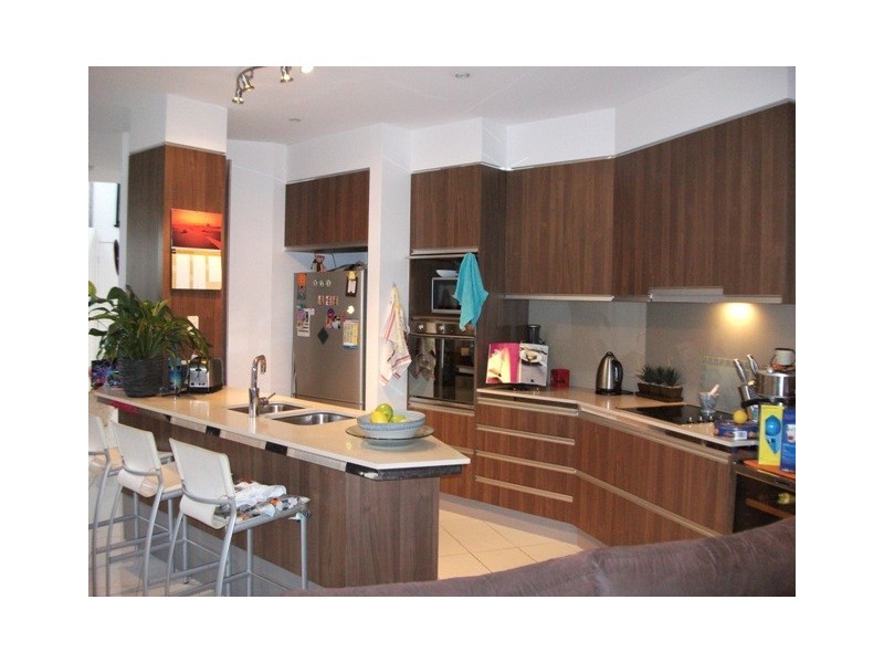 10/11 Cezaire Avenue, Varsity Lakes QLD 4227