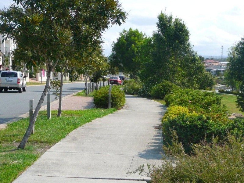 10/11 Cezaire Avenue, Varsity Lakes QLD 4227