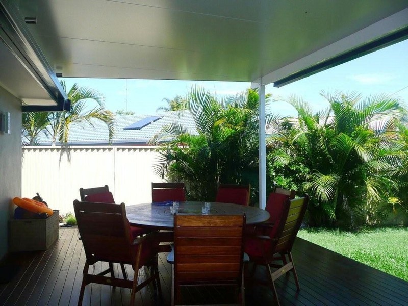 2/21 Adams Avenue, Miami QLD 4220