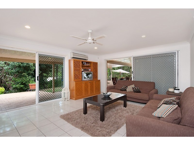 4 Gabriels Court, Robina QLD 4226