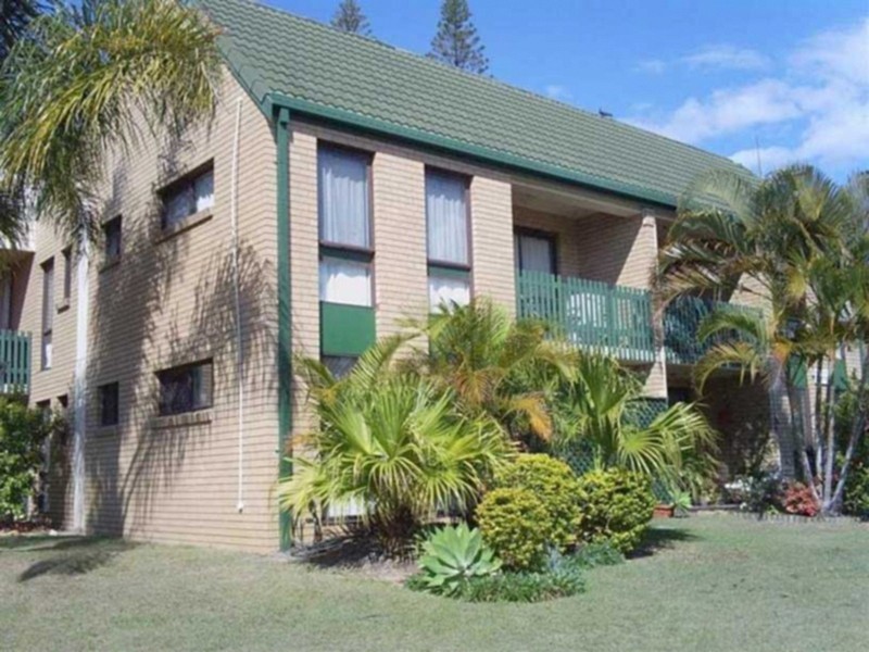 2/30 Duet Drive, Mermaid Waters QLD 4218