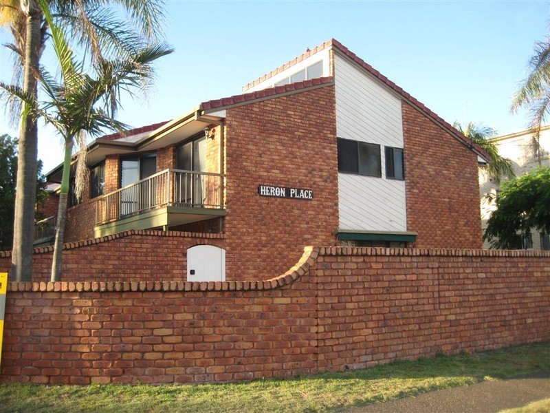 1/24 Heron Avenue, Mermaid Beach QLD 4218