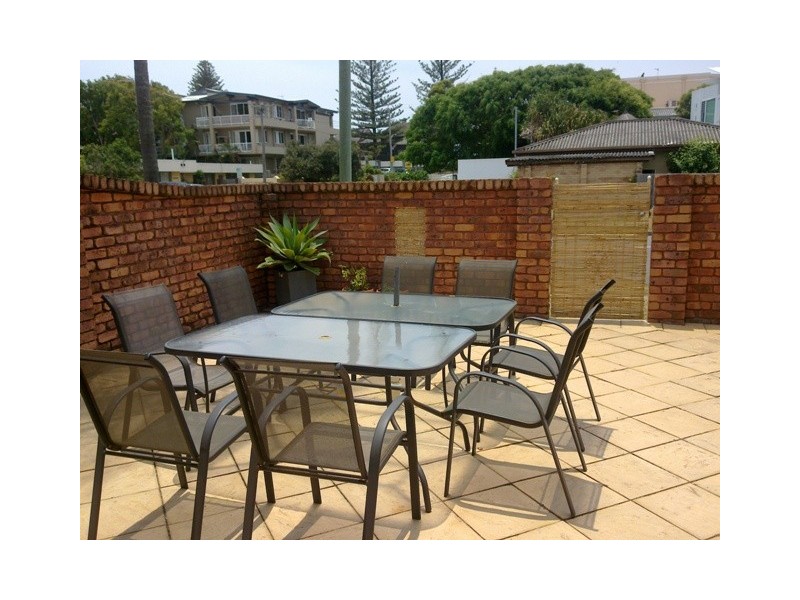 1/24 Heron Avenue, Mermaid Beach QLD 4218