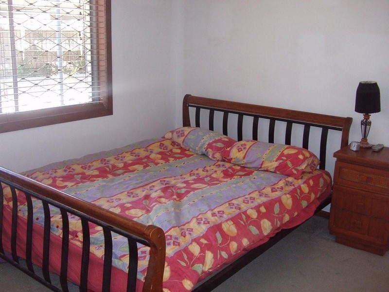 2/ 7 Sunbrite Avenue, Mermaid Beach QLD 4218