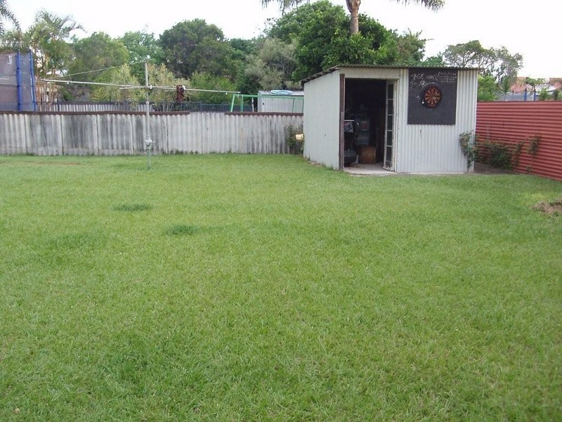 162 Sunshine Parade, Miami QLD 4220