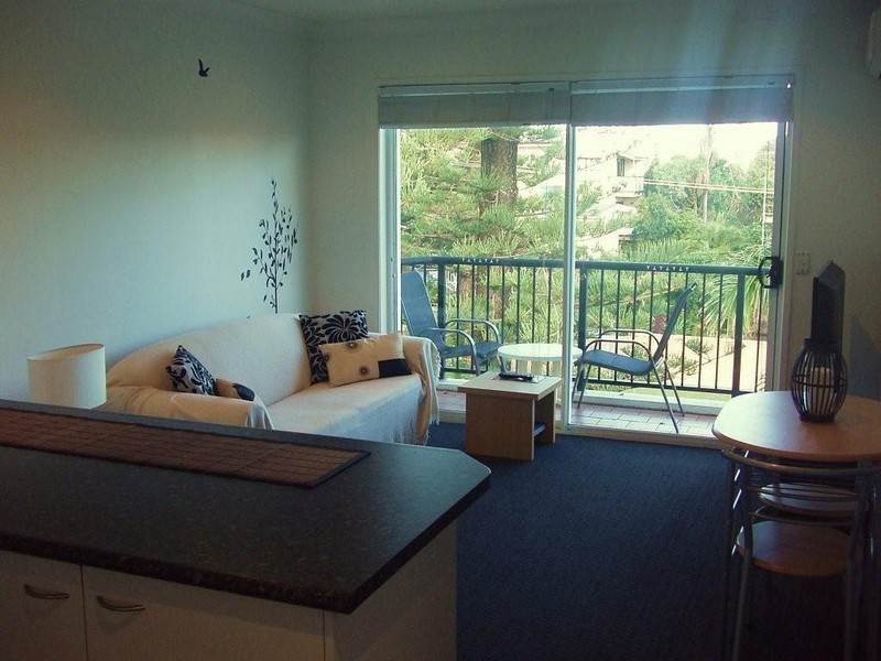 16/15 Surf Street, Mermaid Beach QLD 4218