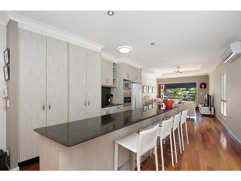 7 Miami Shore Parade, Miami QLD 4220