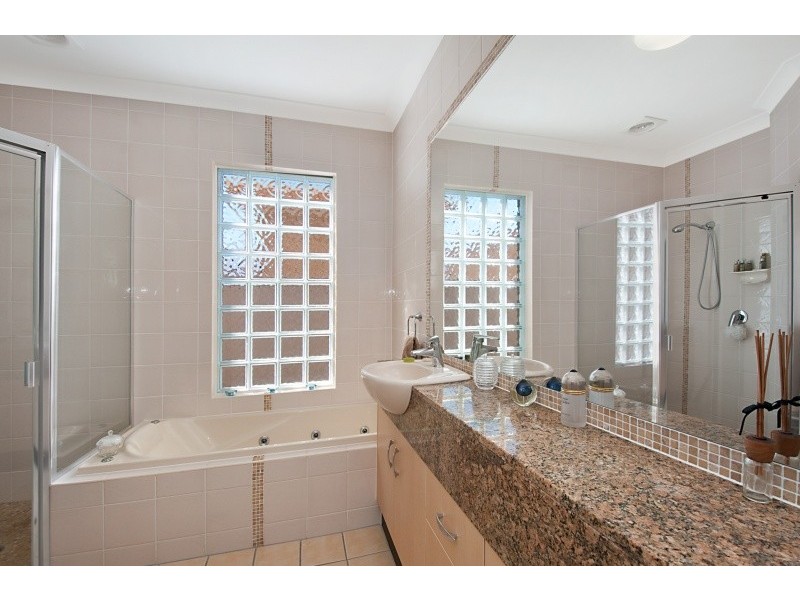 7 Miami Shore Parade, Miami QLD 4220