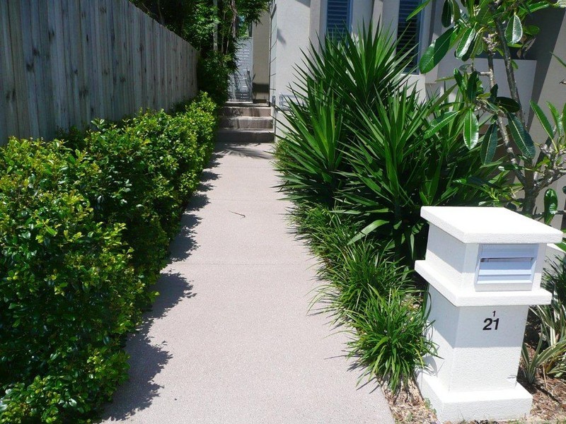 1/21 Dolphin Avenue, Mermaid Beach QLD 4218