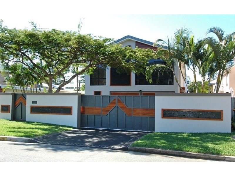 111 Petrel Avenue, Mermaid Beach QLD 4218