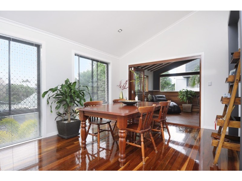 111 Petrel Avenue, Mermaid Beach QLD 4218