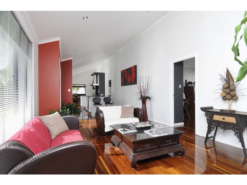 111 Petrel Avenue, Mermaid Beach QLD 4218