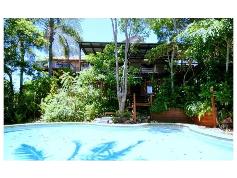 13 Dulcie Drive, Burleigh Heads QLD 4220