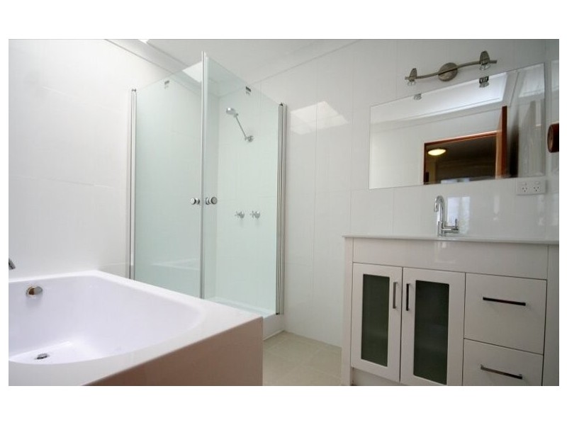 13 Dulcie Drive, Burleigh Heads QLD 4220