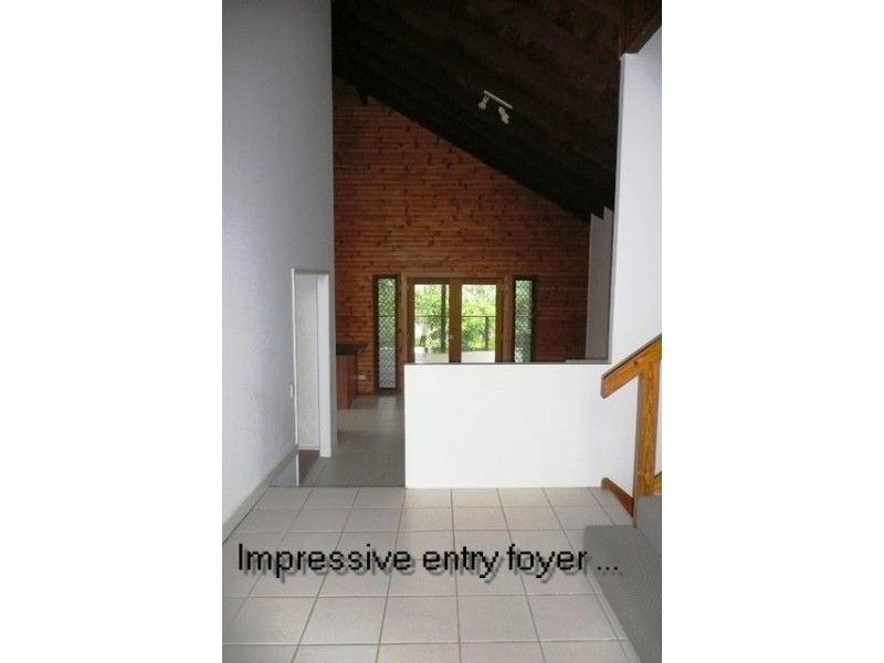 13 Dulcie Drive, Burleigh Heads QLD 4220