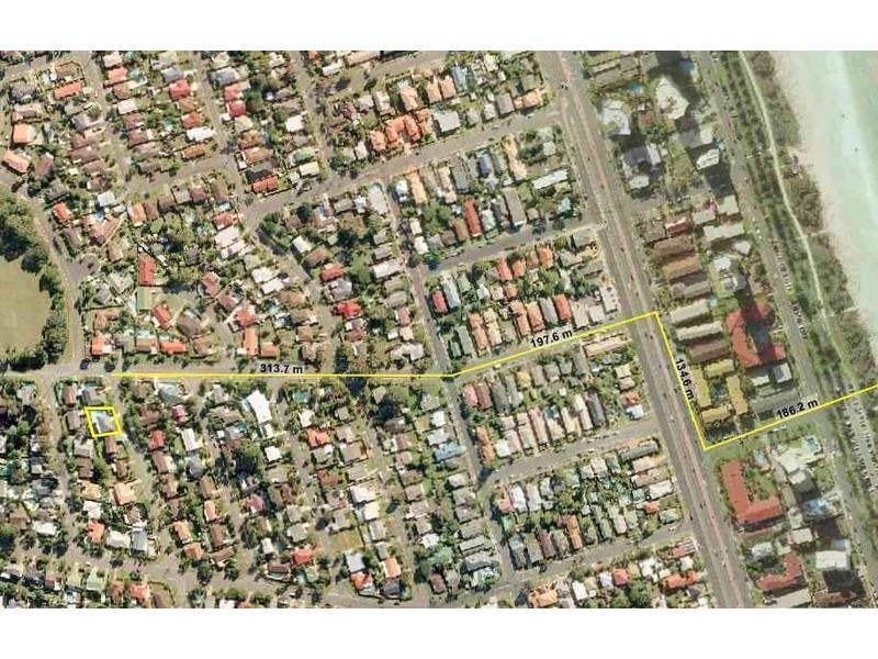 22 Egret Avenue, Burleigh Waters QLD 4220