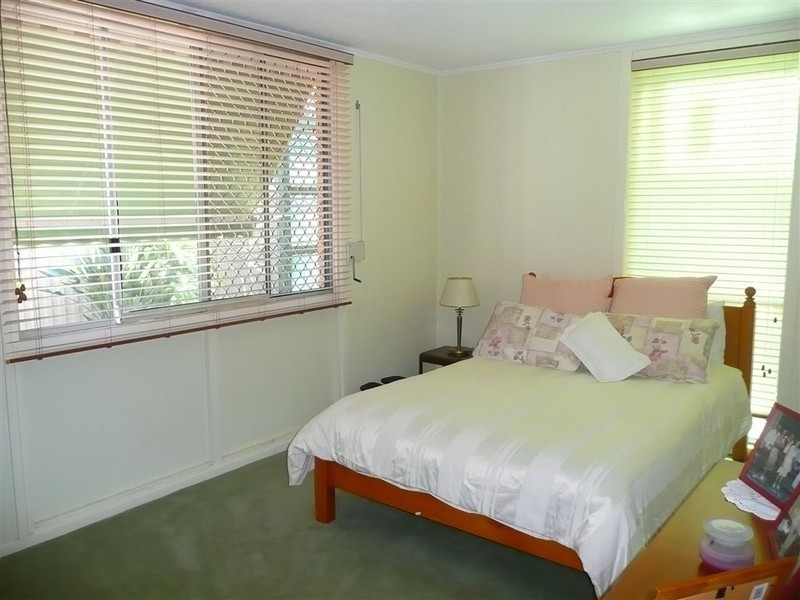 35 Kiers Road, Miami QLD 4220