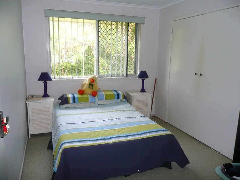 3 Binnacle Court, Mermaid Waters QLD 4218