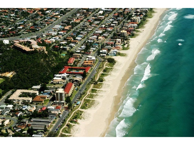 6  Petrel Avenue, Mermaid Beach QLD 4218