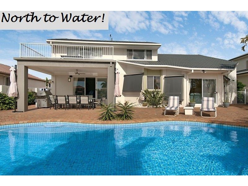 30 Cessnock Close, Mermaid Waters QLD 4218