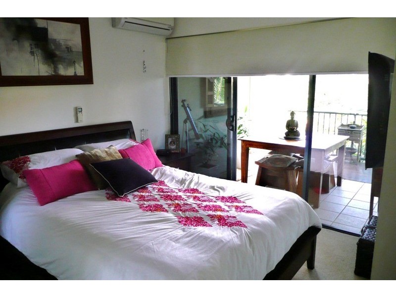 53 Petrel Avenue, Mermaid Beach QLD 4218