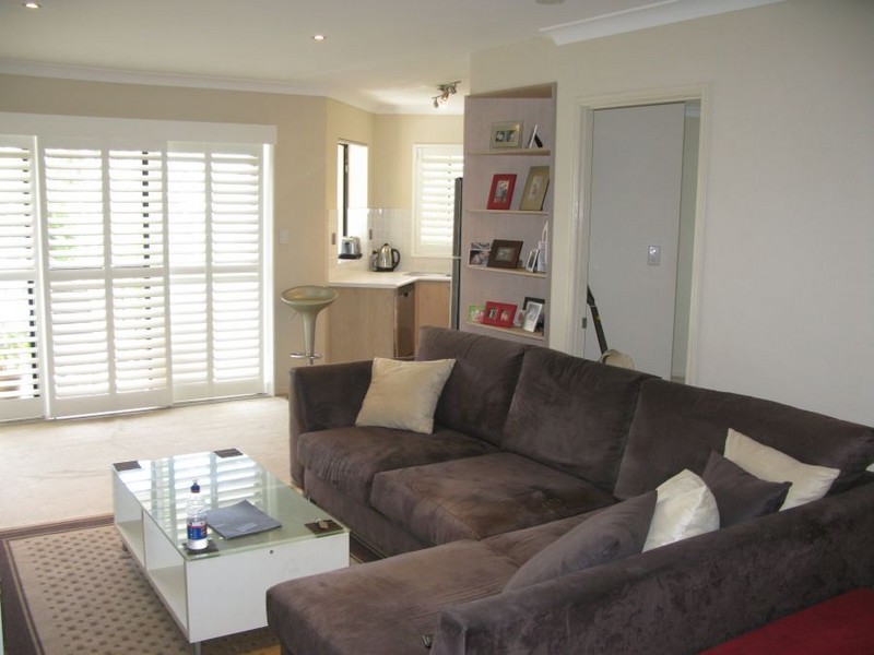14 Markeri Street, Mermaid Beach QLD 4218