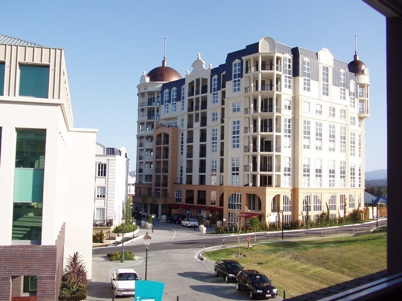 3027 The Boulevard, Carrara QLD 4211