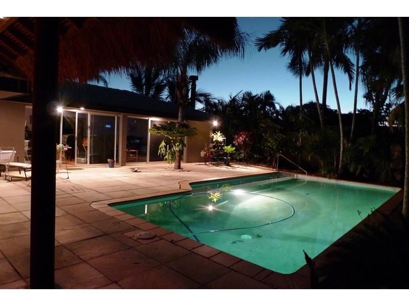 30 Karina Crescent, Broadbeach Waters QLD 4218