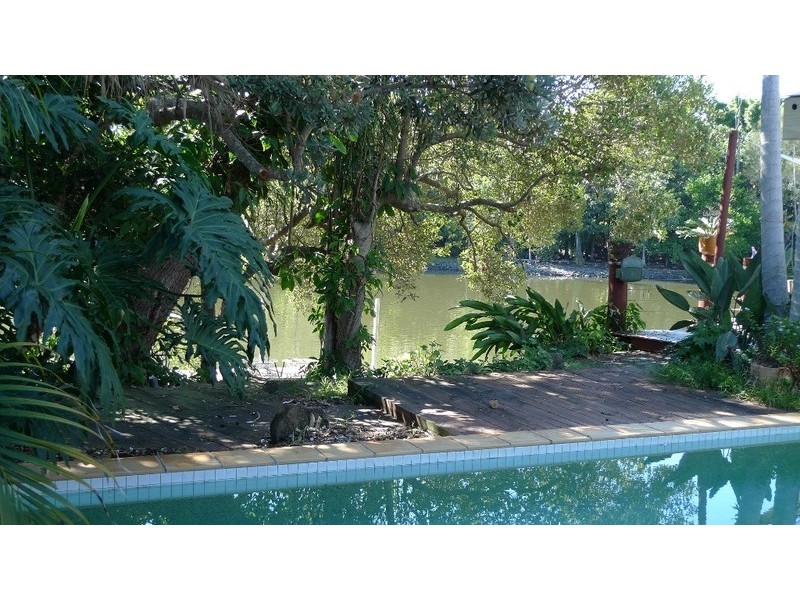 30 Karina Crescent, Broadbeach Waters QLD 4218