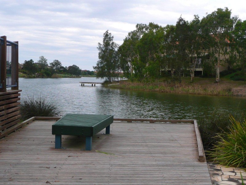 1/6 Comore Drive, Varsity Lakes QLD 4227