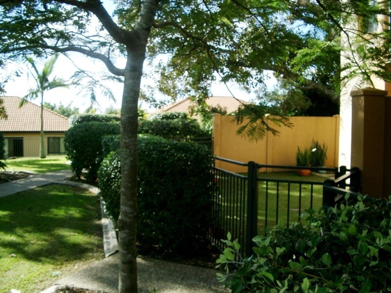 75/85 Palm Meadows Drive, Carrara QLD 4211