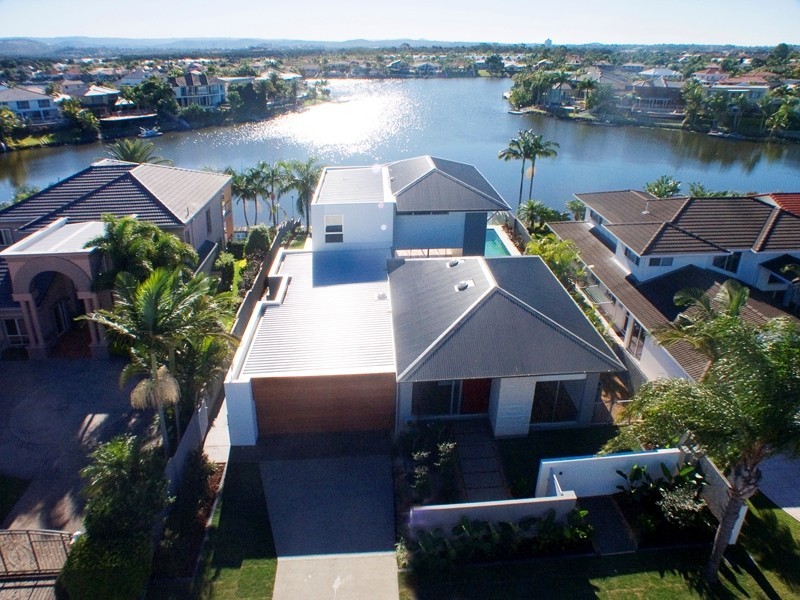 37 Martinique Way, Clear Island Waters QLD 4226