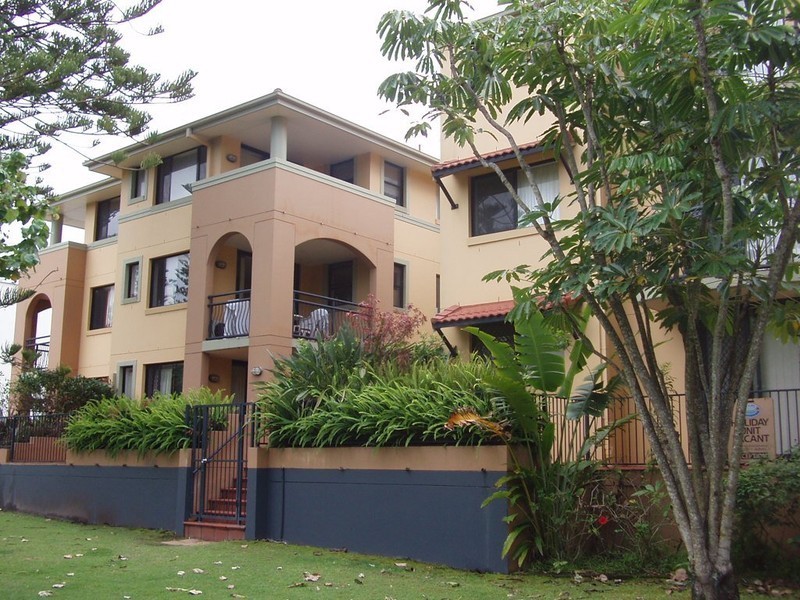 40 Ventura Road, Mermaid Beach QLD 4218