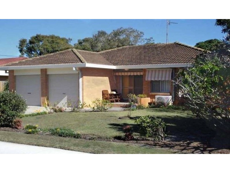 20 Alec Avenue, Mermaid Waters QLD 4218