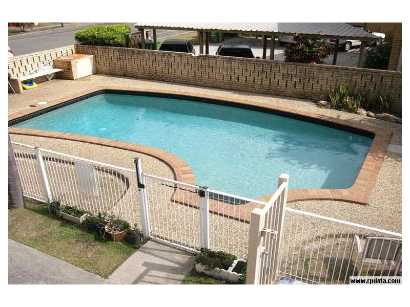 1/41 Burra Street, Chevron Island QLD 4217