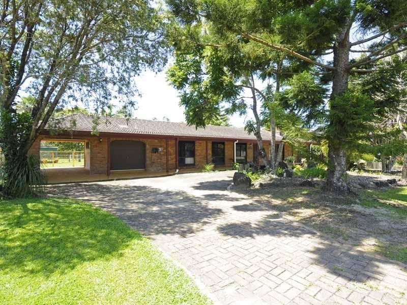 28 Larch Street, Tallebudgera QLD 4228