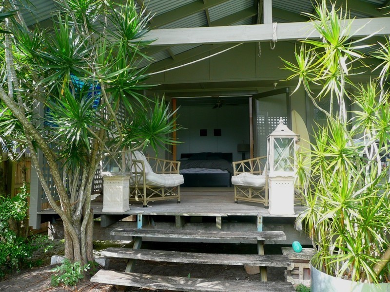 152 Sunshine Parade, Miami QLD 4220